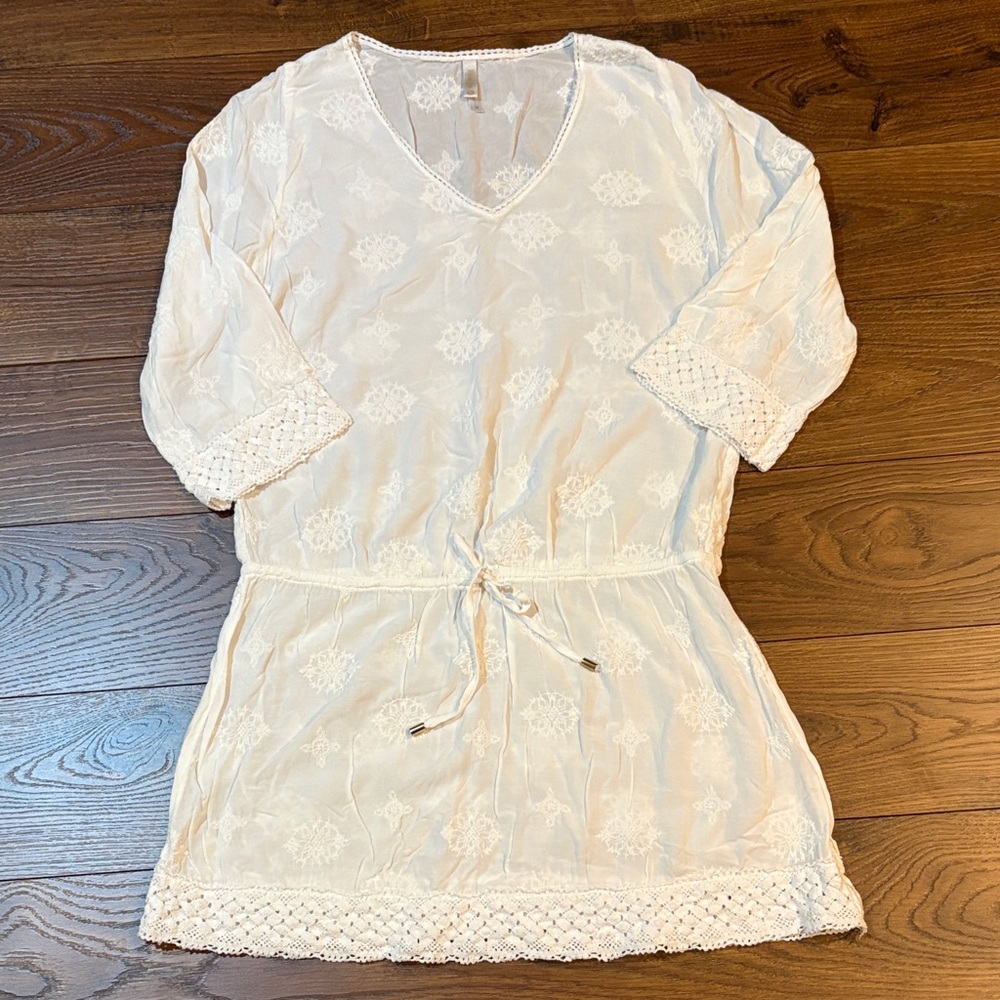 Helen Jon White Cover Up with Embroidered Details